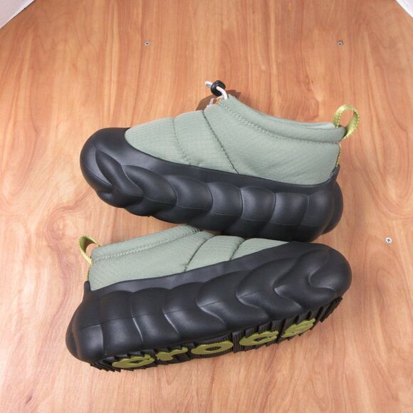 CROCS Overpuff Cordura Shorty Shoes Boots Booties Womens 8 Moss Green Black NWT - Picture 11 of 13